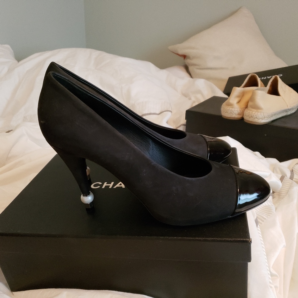Chanel pumps